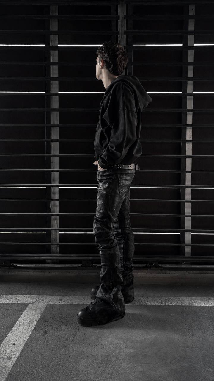 OBSIDIAN JEANS