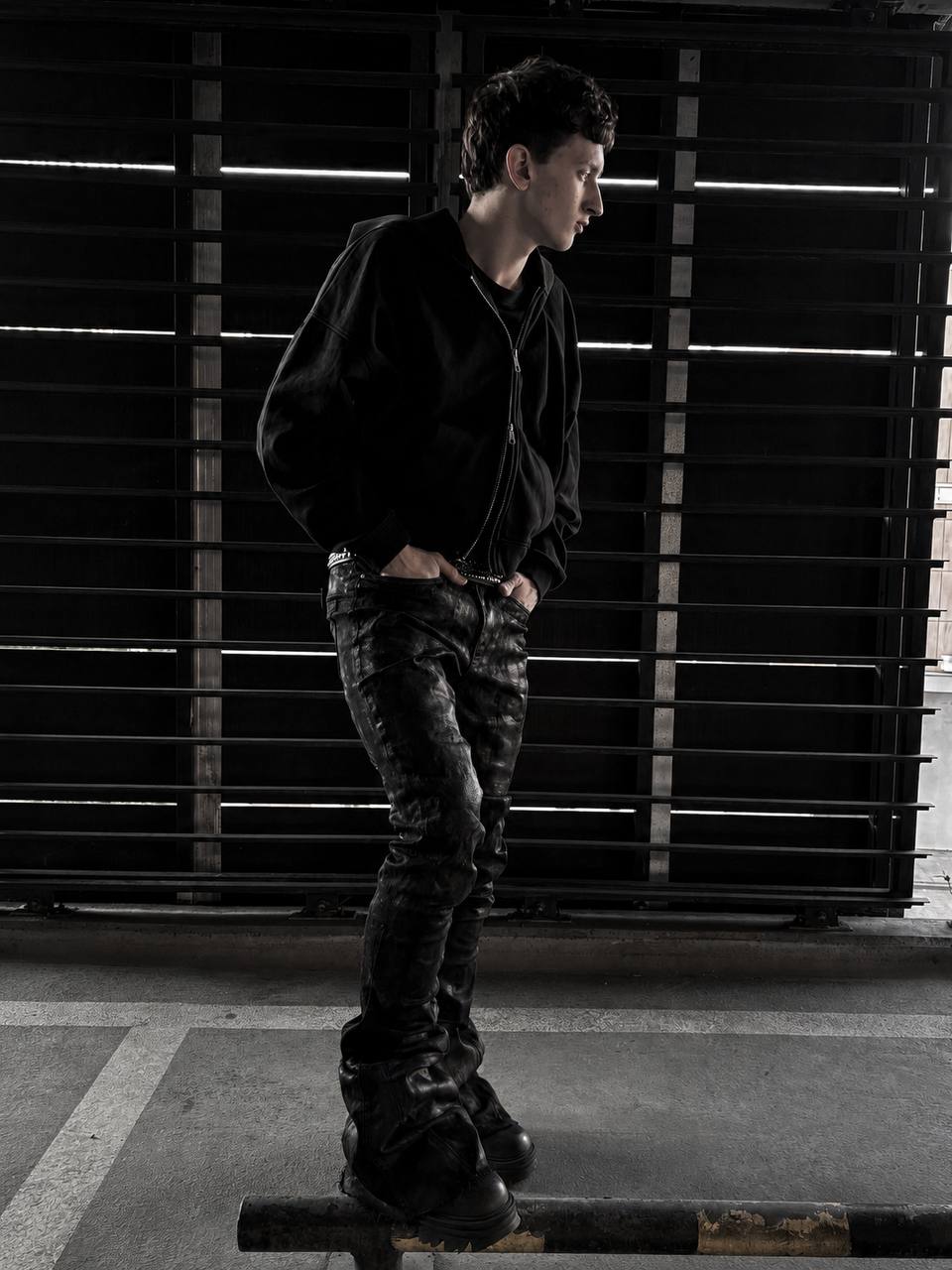 OBSIDIAN JEANS